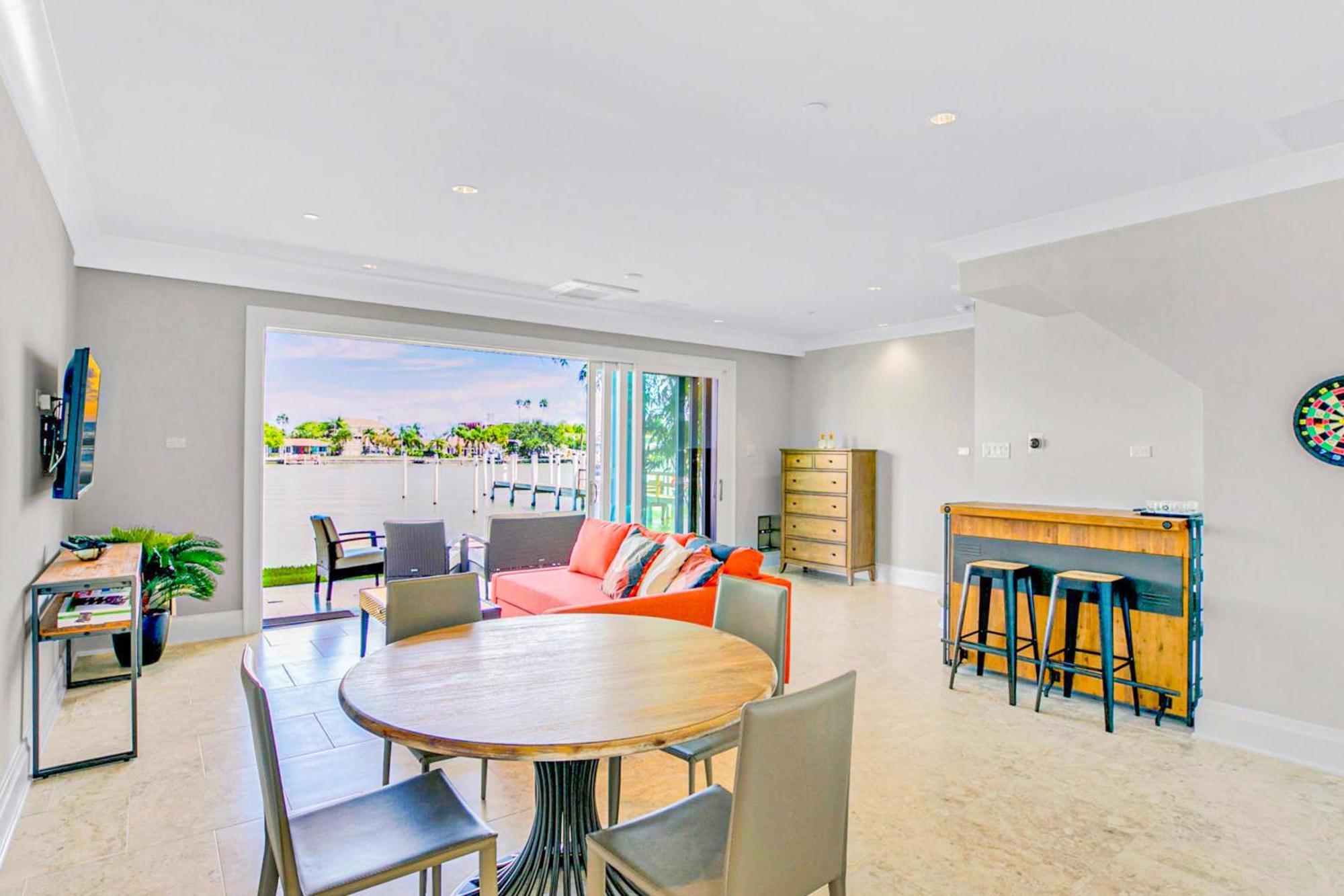Vila Brightwater Blue Clearwater Beach Pokoj fotografie